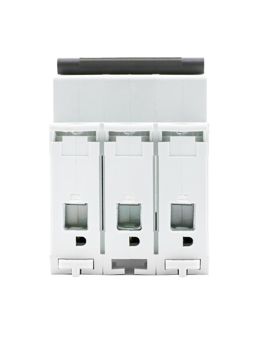 Автоматический выключатель 32А 3P