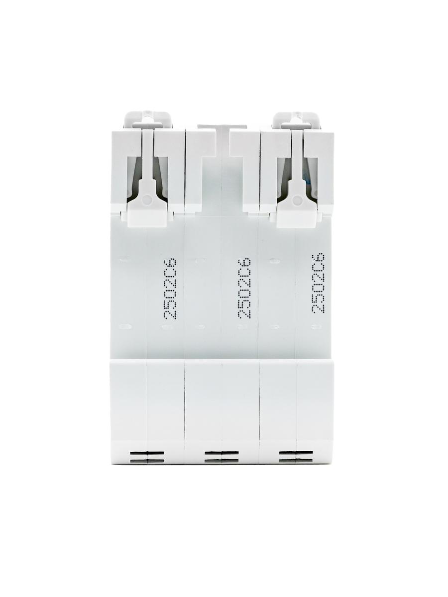 Автоматический выключатель 6А 3P