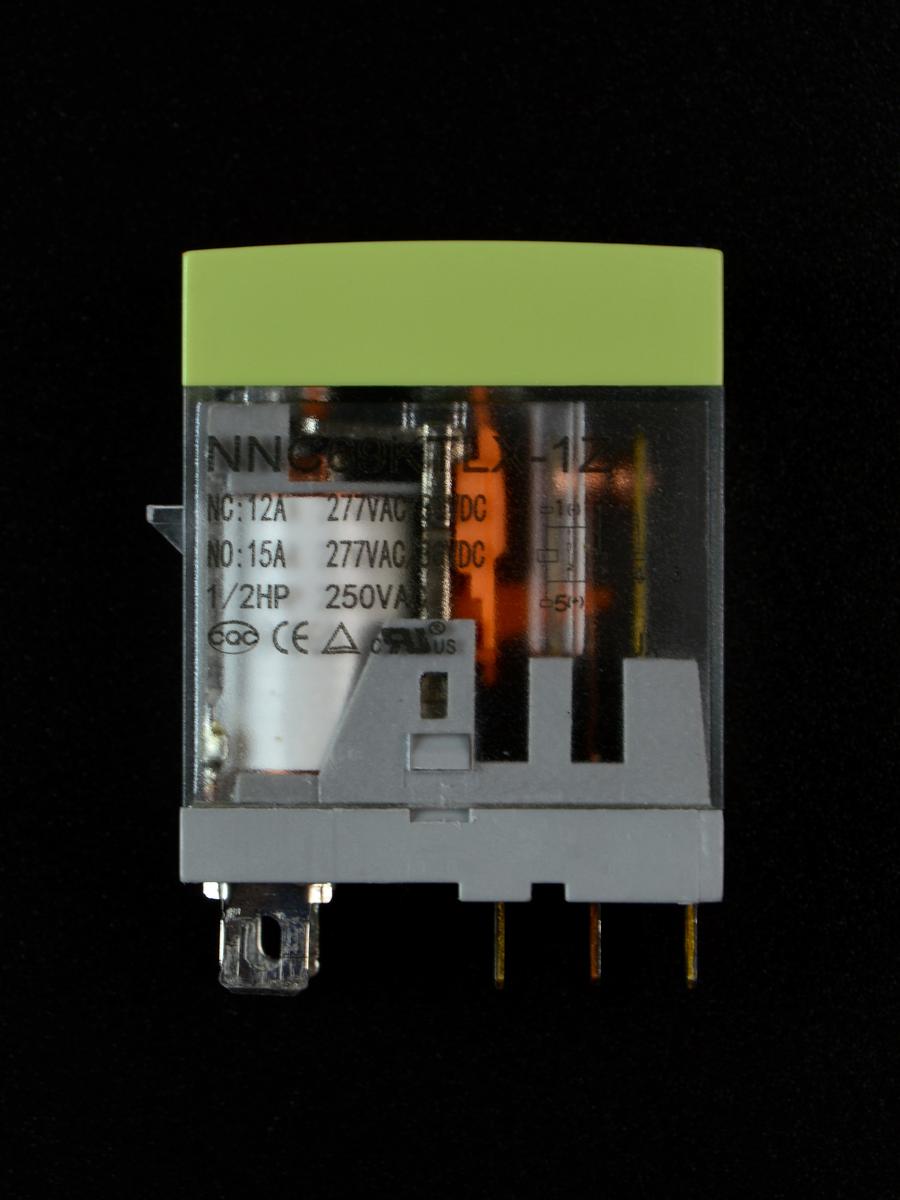 Комплект реле NNC69K(TLX)-1Z-220VAC + колодка P69F05E