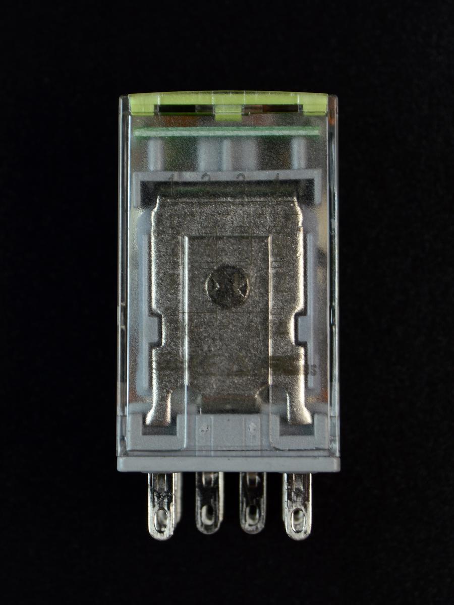 Комплект реле NNC68BZL-4Z-220VAC + колодка PYF14A-E2