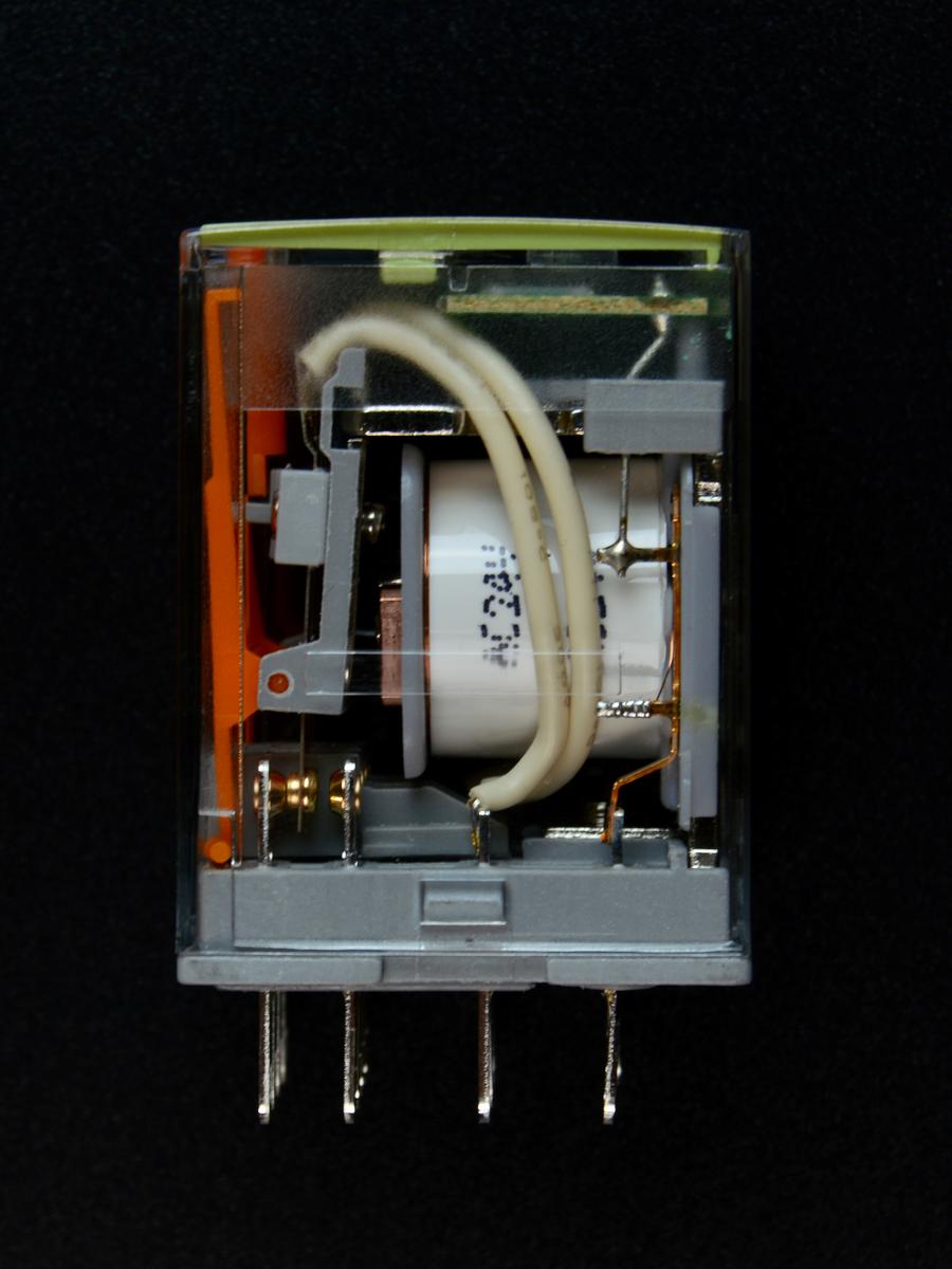 Комплект реле NNC68BZL-4Z-24VAC + колодка PYF14A-E2