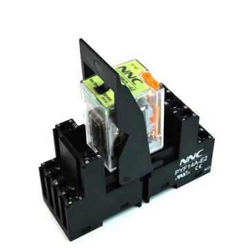 Комплект реле NNC68BZL-4Z-220VAC + колодка PYF14A-E2