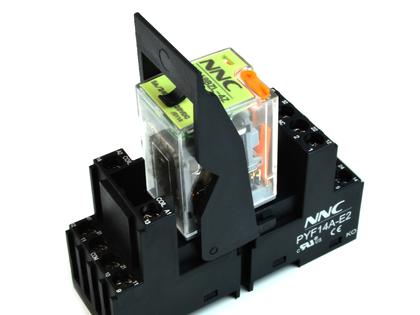 Комплект реле NNC68BZL-4Z-24VDC + колодка PYF14A-E2